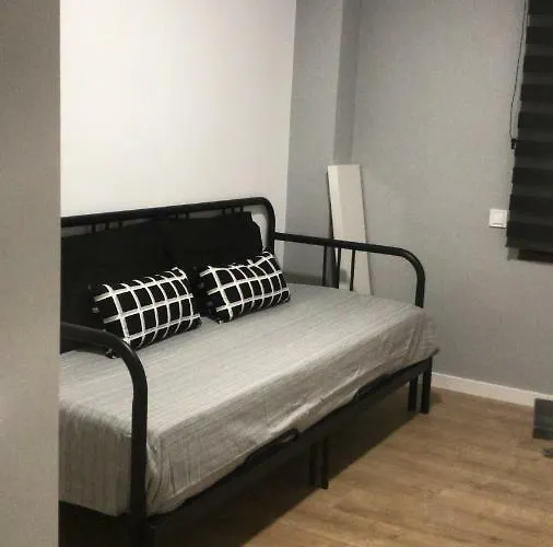 Piso En La Ciudad De Artes شقة *